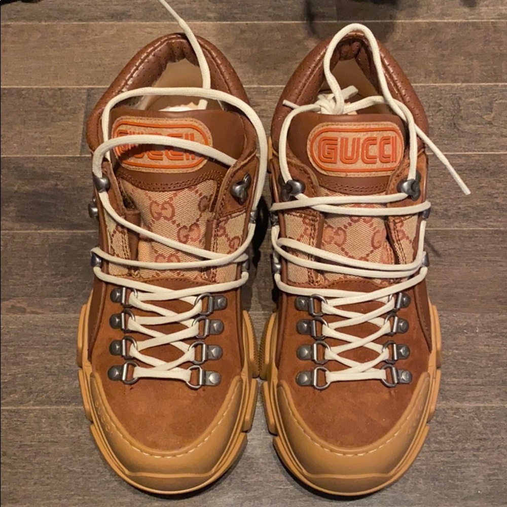 Gucci flashtrek GG lowtop size 6 men or 9 women